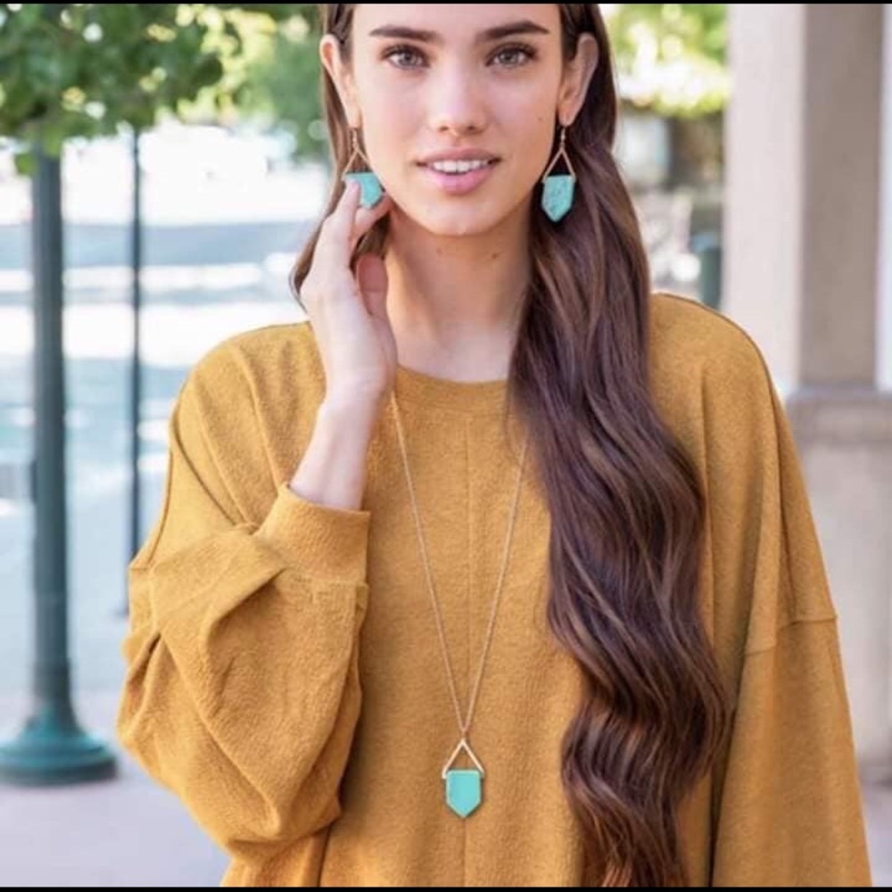 Turquoise Necklace Set